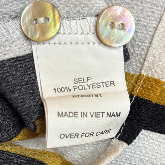 Fig and Flower Anthropologie Boho Mix Print Floral Striped Peasant Blouse Size L - Picture 9 of 10